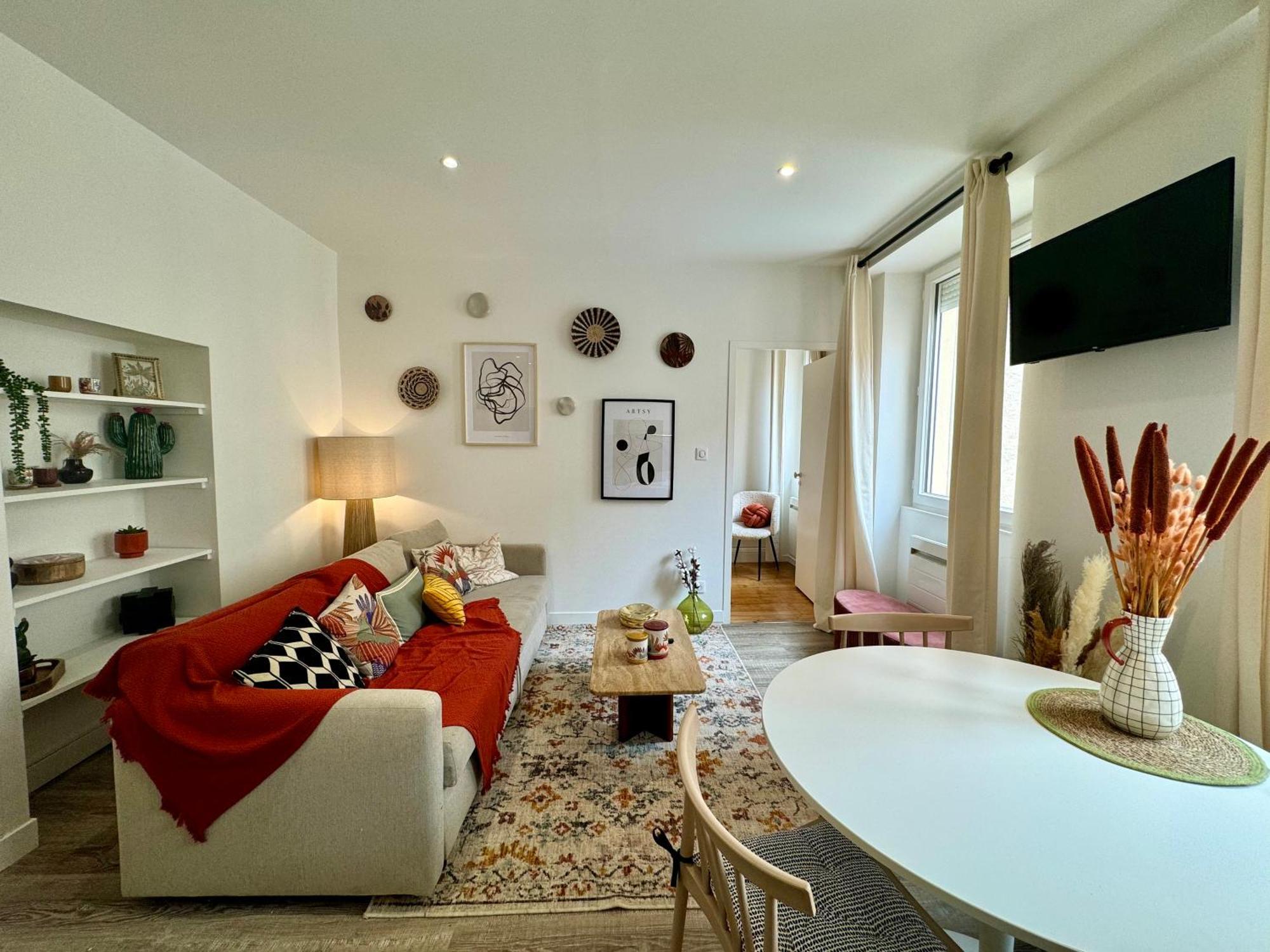 Suite Tango Lyon Extérieur photo